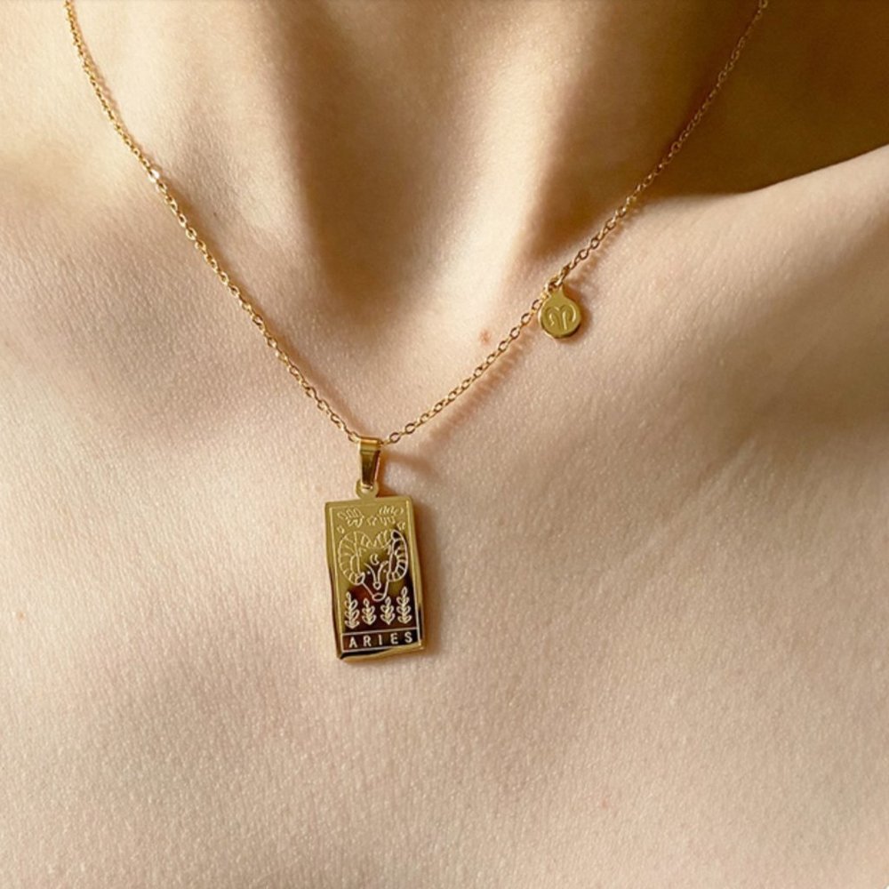 SALE!! 18K Gold Plated Zodiac Capricorn Sign Tarot Card Square Pendant Necklace - Picture 4 of 6